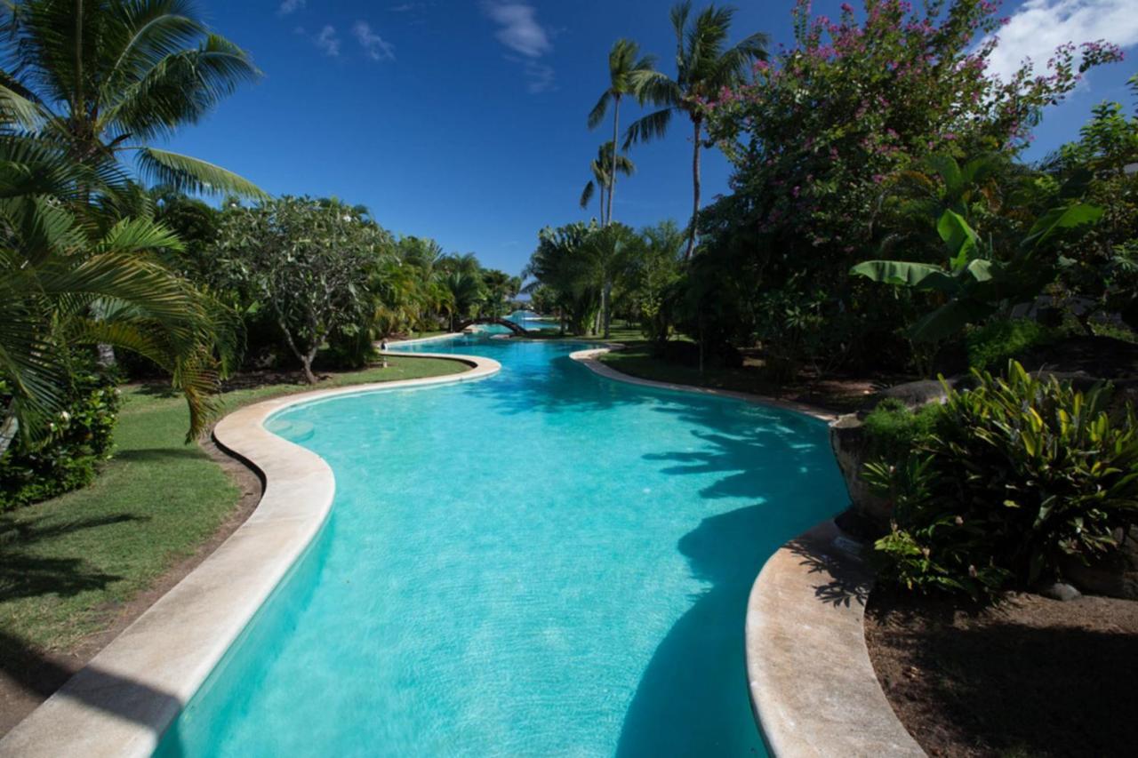 Vaiava Beach Carlton- Tahiti - Beachfront Luxury Residence & Pool - 4 Pers Punaauia  Exterior photo